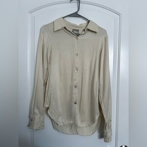 Kith Women Beige Button-Up Collared Shirt size small contemporary chic preppy